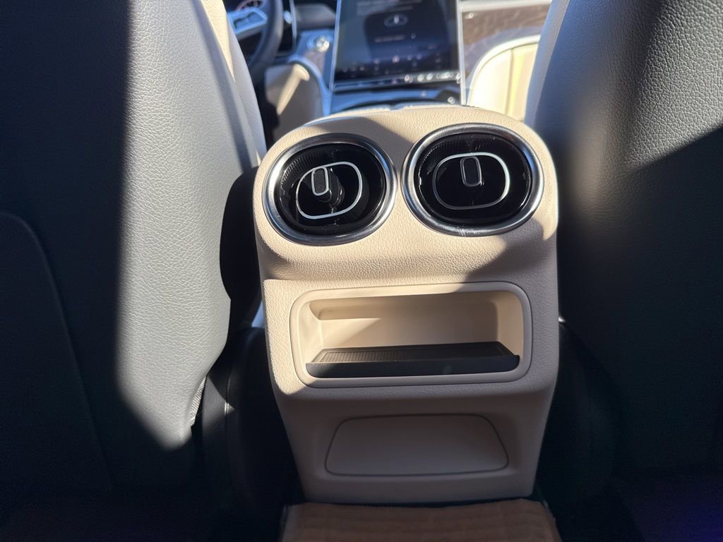 New 2026 Mercedes-Benz GLC 300 4MATIC image 18