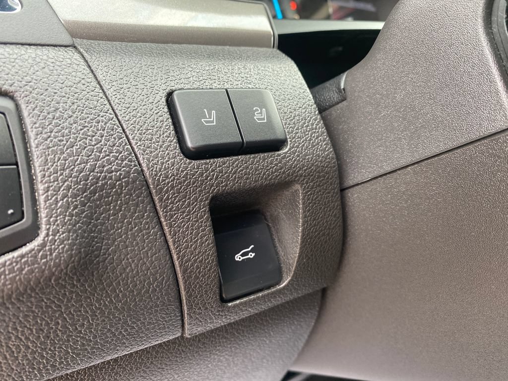 Used 2014 Ford Edge Sport w/ Driver Entry Package AWD/4WD image 29