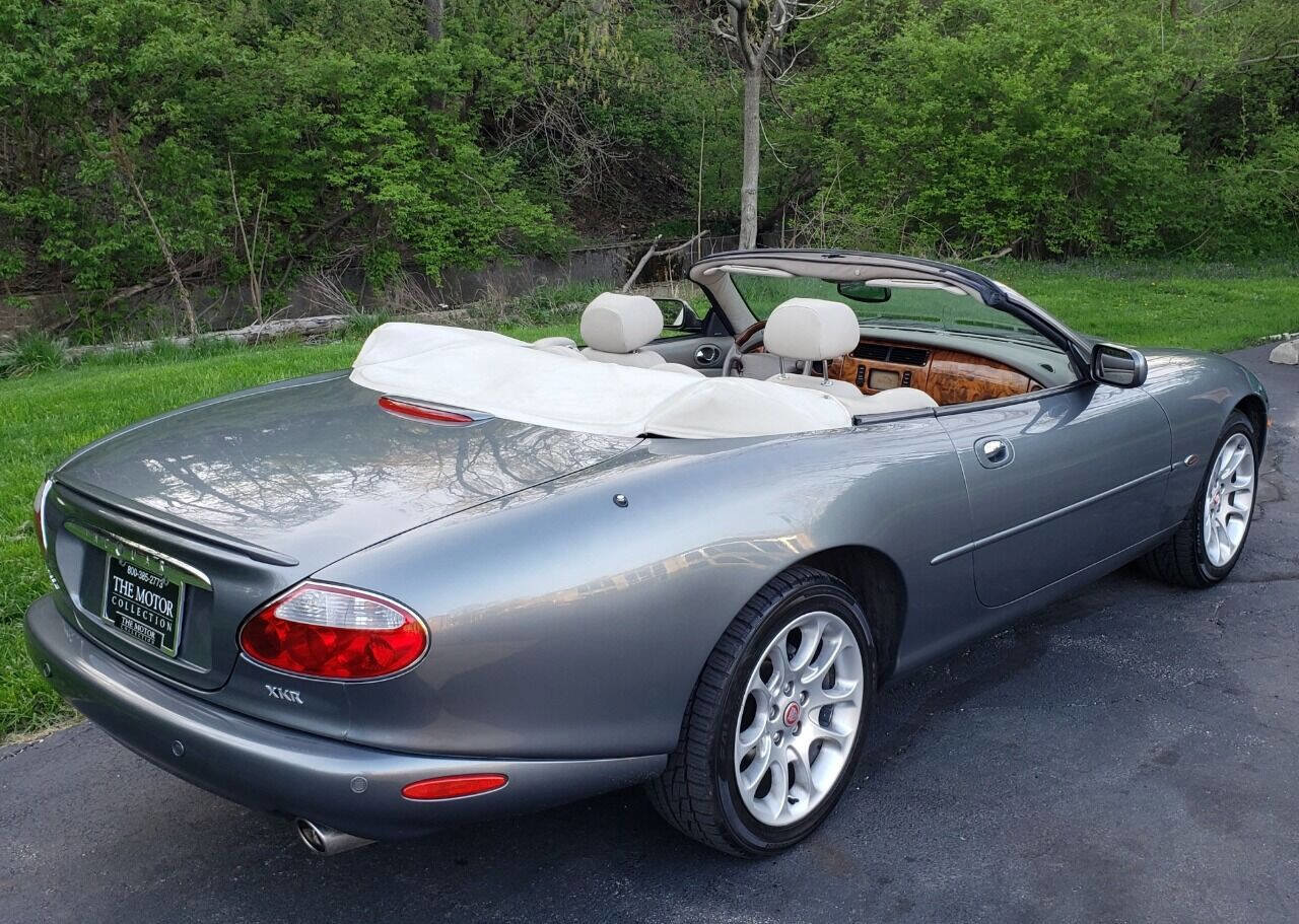 Used 2002 Jaguar XK8 Convertible image 4