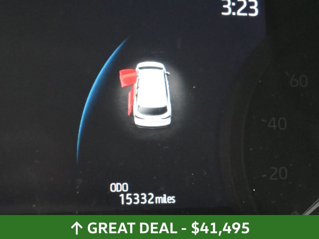 Used 2025 Toyota Sienna LE image 23