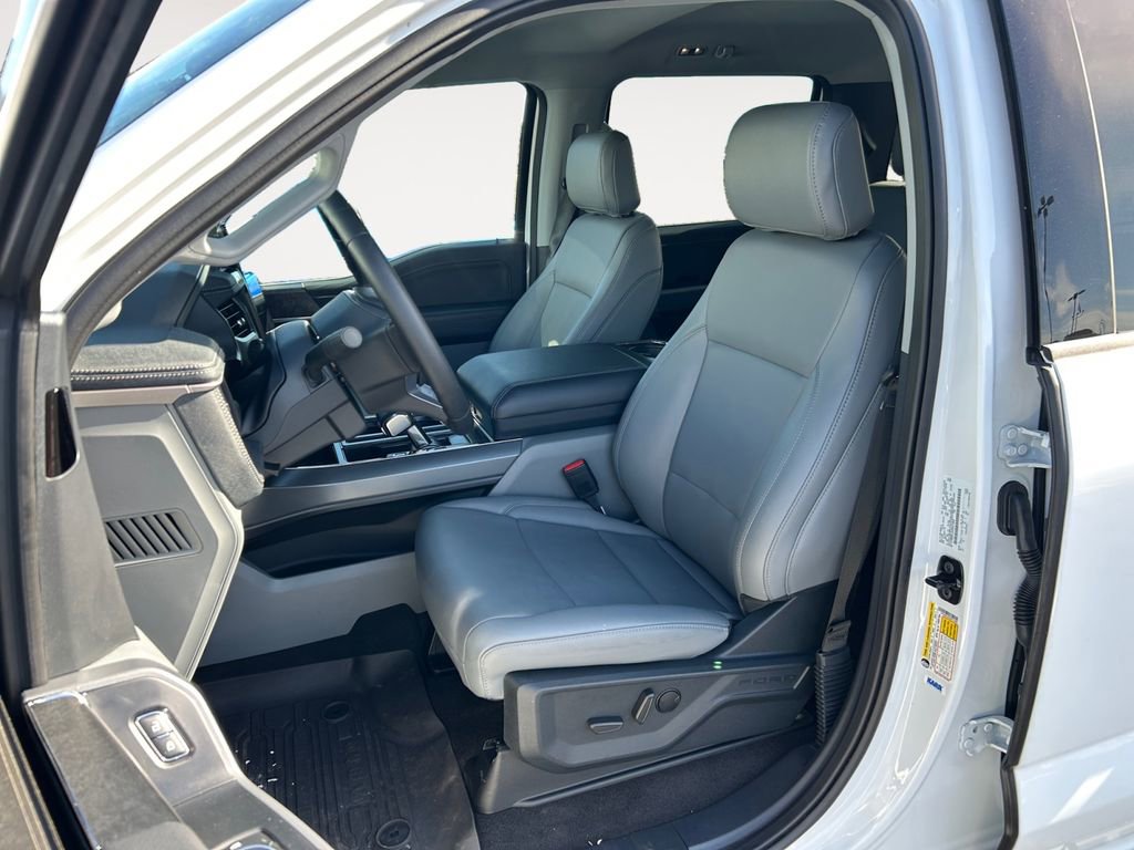 Used 2025 Ford F150 Lightning Flash AWD/4WD image 16