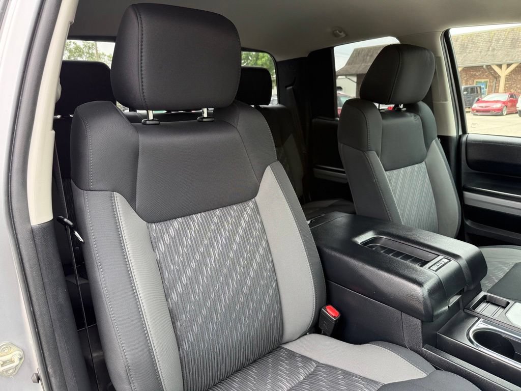 Used 2020 Toyota Tundra SR5 w/ SR5 Upgrade Package AWD/4WD image 15