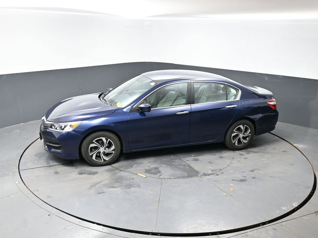Used 2016 Honda Accord LX image 16