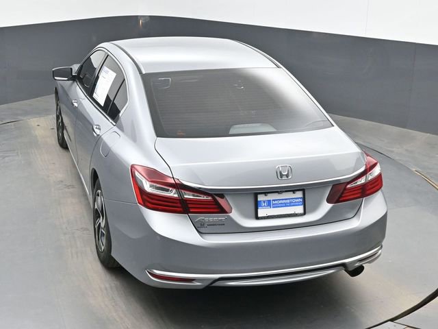 Used 2017 Honda Accord LX image 31