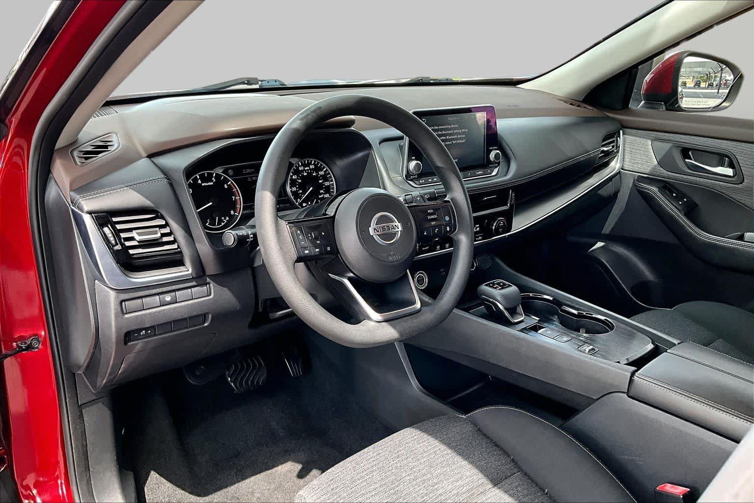 Used 2021 Nissan Rogue SV FWD image 18