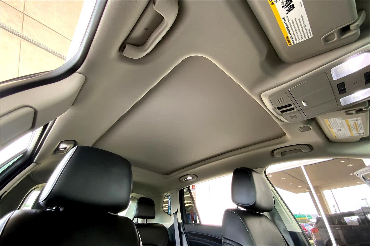 Used 2020 Buick Envision Essence w/ Experience Buick Package FWD image 14