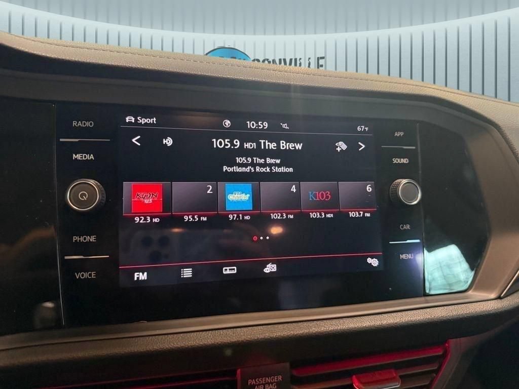 Used 2020 Volkswagen Jetta SEL FWD image 2