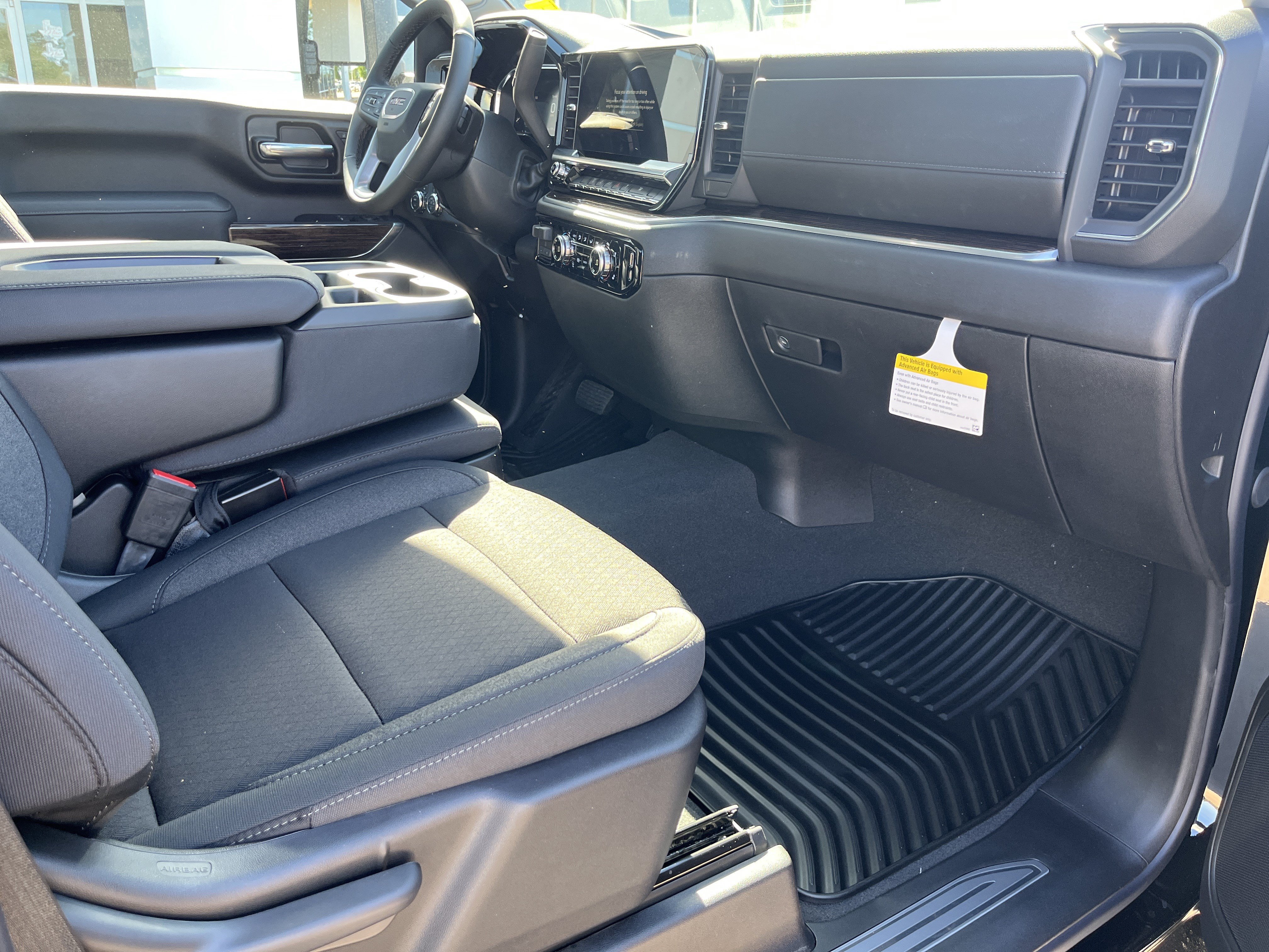 New 2026 GMC Sierra 3500 SLE w/ SLE Convenience Package AWD/4WD image 9