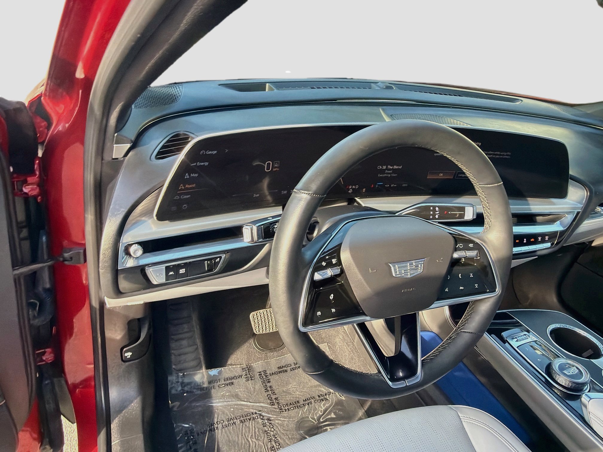 Used 2024 Cadillac Lyriq Sport RWD image 18