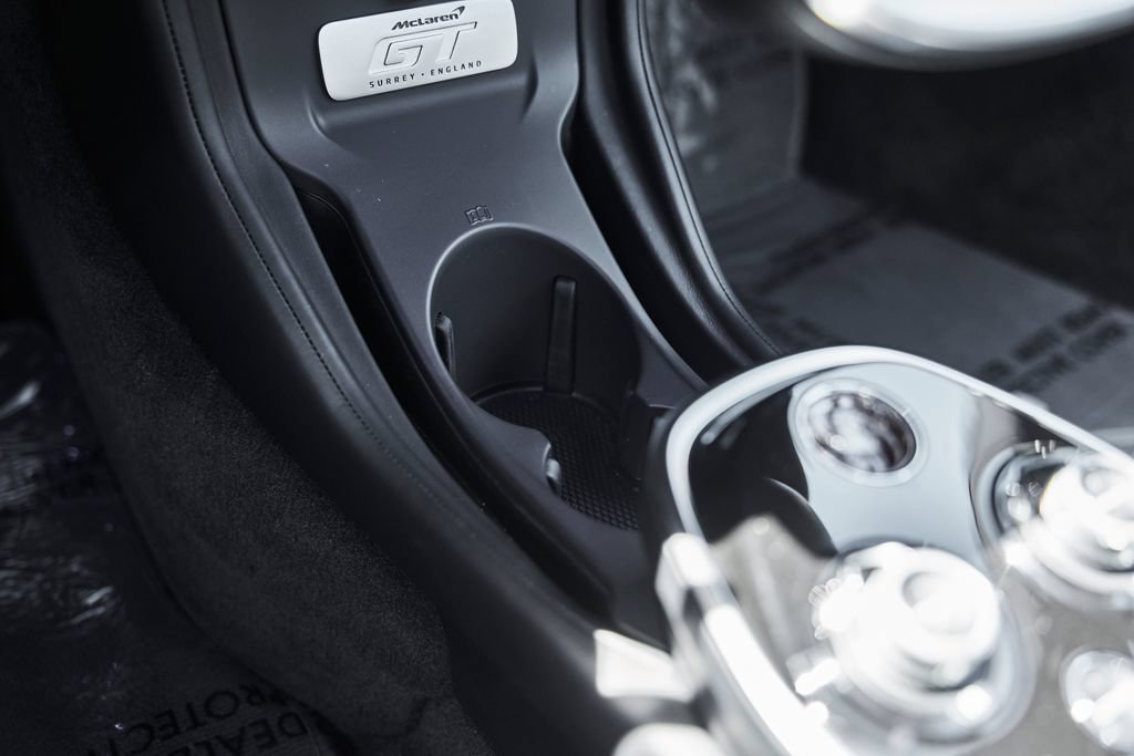 Used 2023 McLaren GT RWD image 61