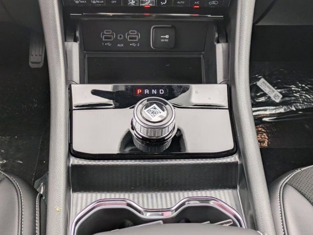 New 2025 Jeep Grand Cherokee Altitude AWD/4WD image 17