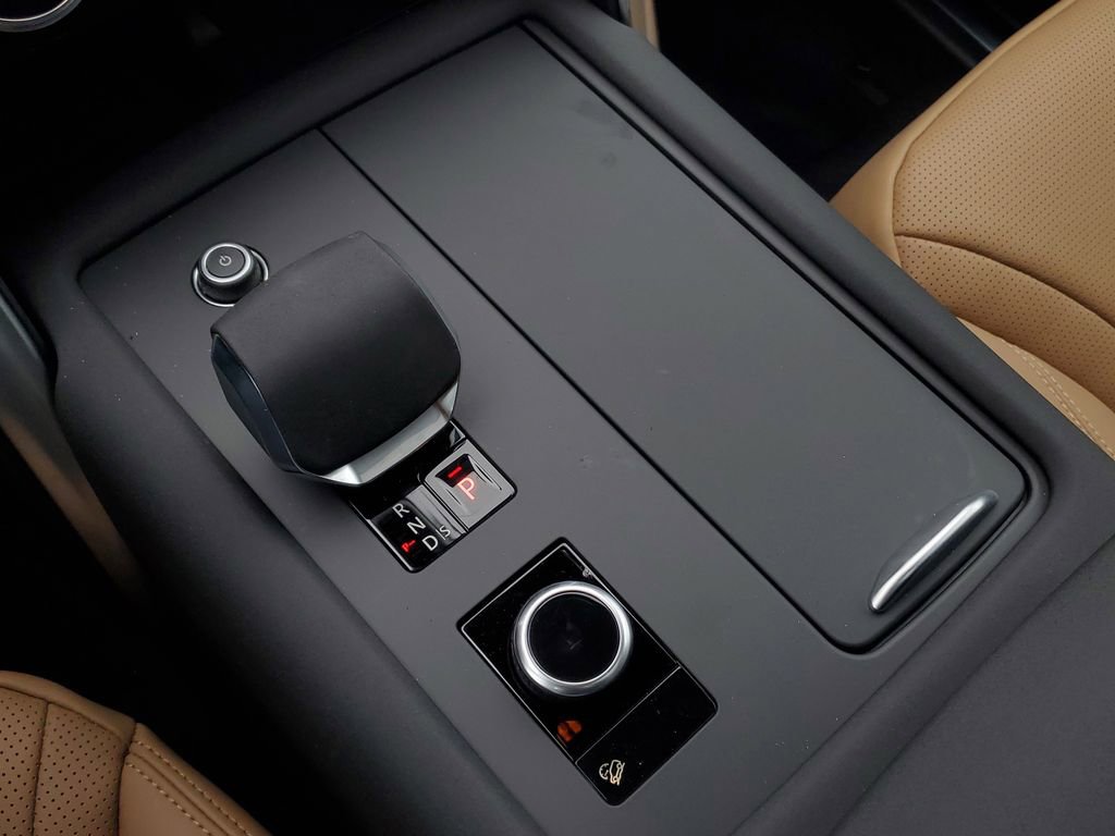 New 2026 Land Rover Discovery Dynamic SE AWD/4WD image 23
