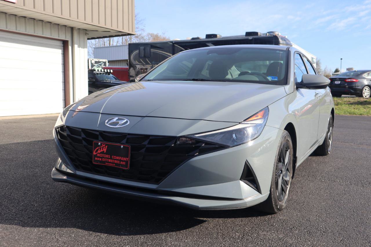 Used 2023 Hyundai Elantra SEL FWD image 20