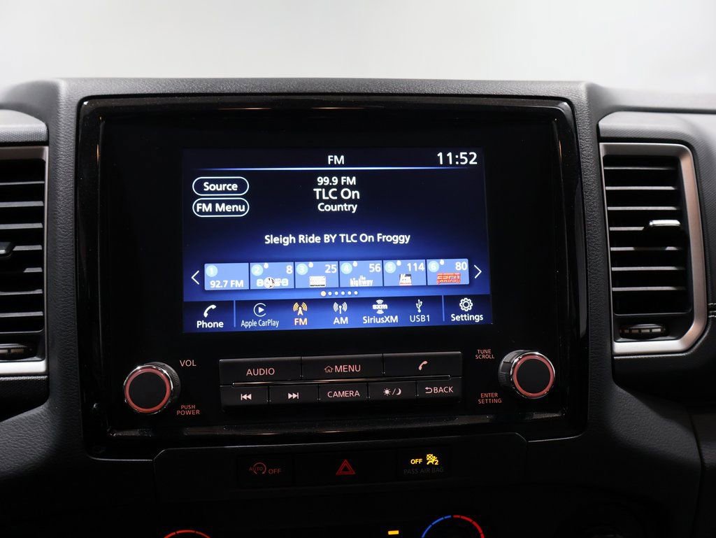 Used 2024 Nissan Frontier SV image 29