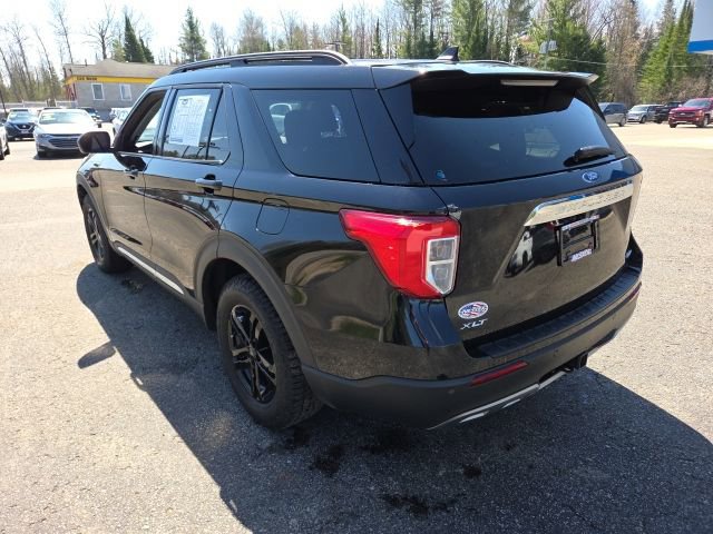 Used 2022 Ford Explorer XLT AWD/4WD image 26