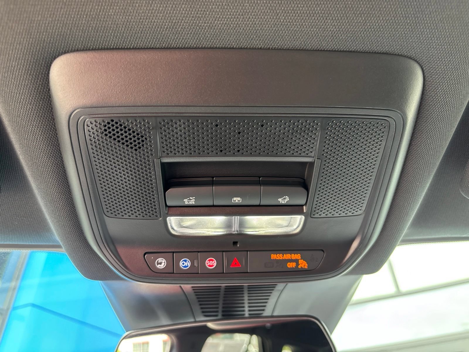 Used 2025 Honda Prologue Elite image 23