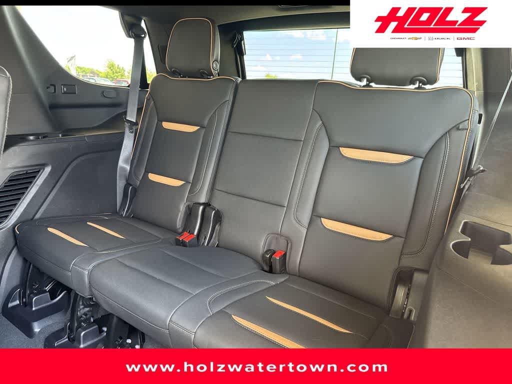Certified 2024 GMC Yukon AT4 w/ AT4 Premium Package AWD/4WD image 23