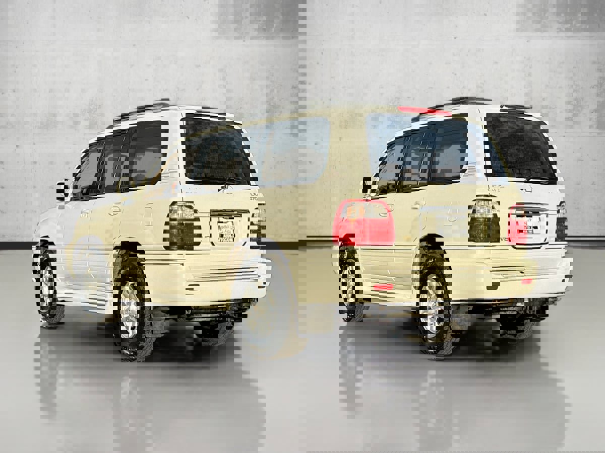 Used 2000 Lexus LX 470 4WD image 5