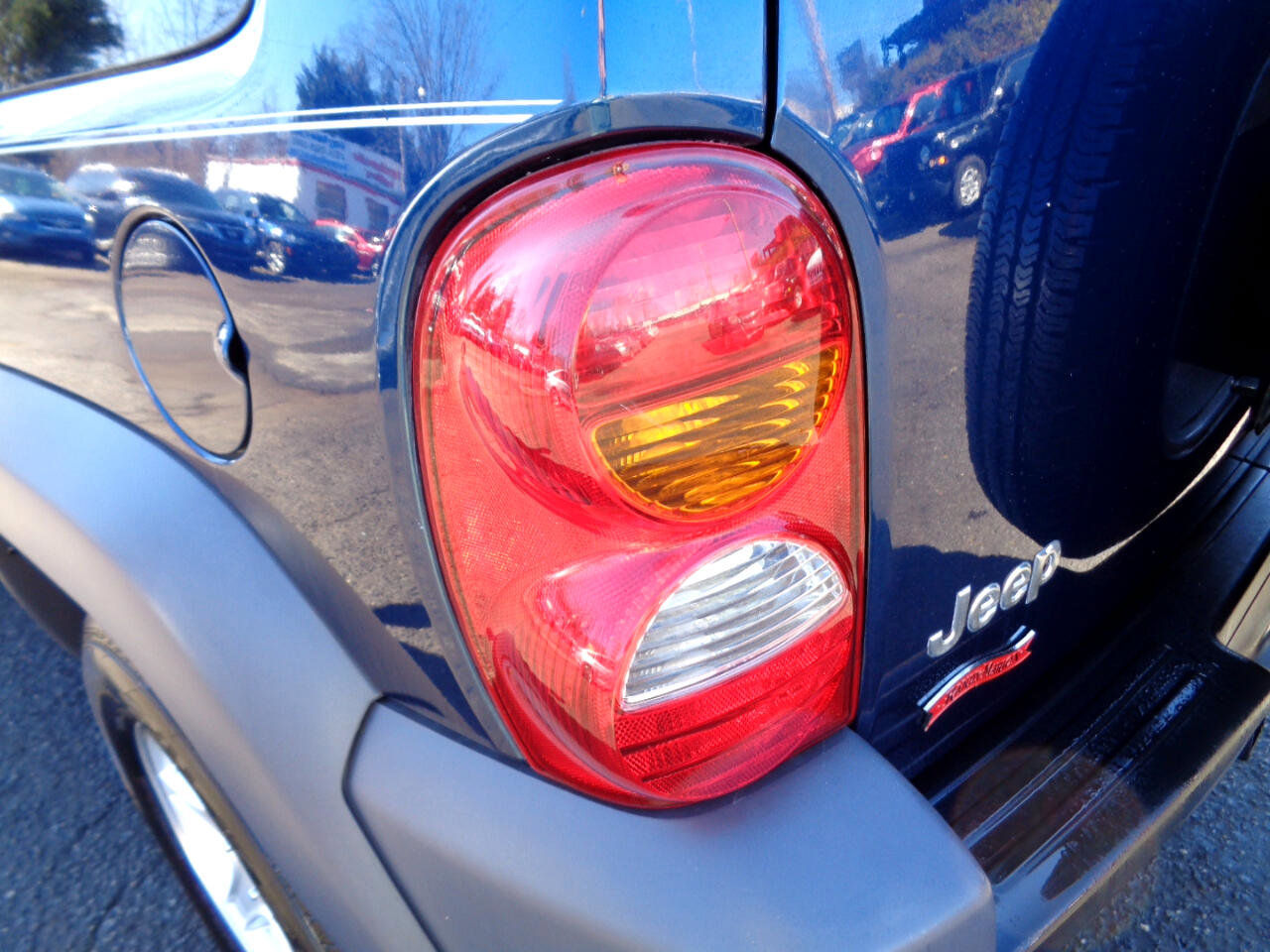 Used 2003 Jeep Liberty Sport RWD image 12