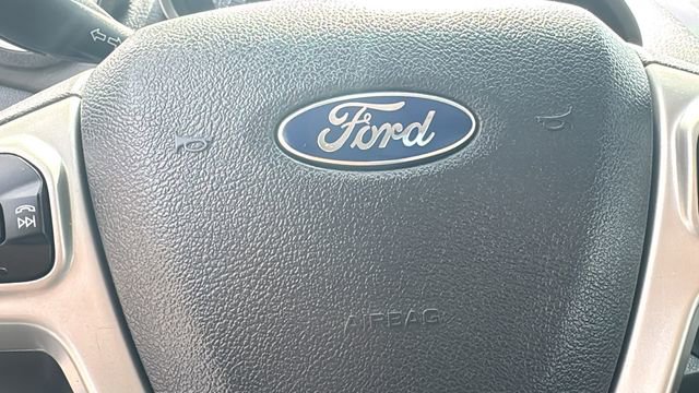 Used 2013 Ford Fiesta SE w/ Moon & Mood Pkg image 18