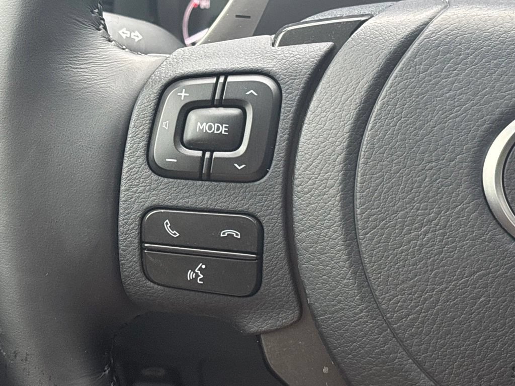 Used 2025 Lexus IS 350 F Sport w/ Navigation Package AWD/4WD image 16