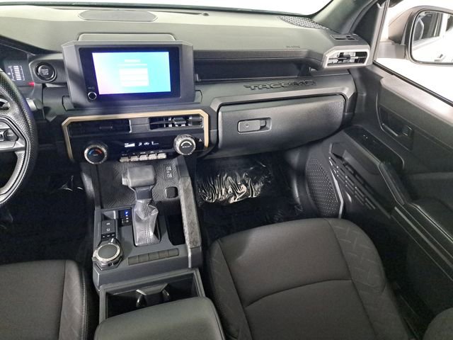 Used 2025 Toyota Tacoma SR image 17