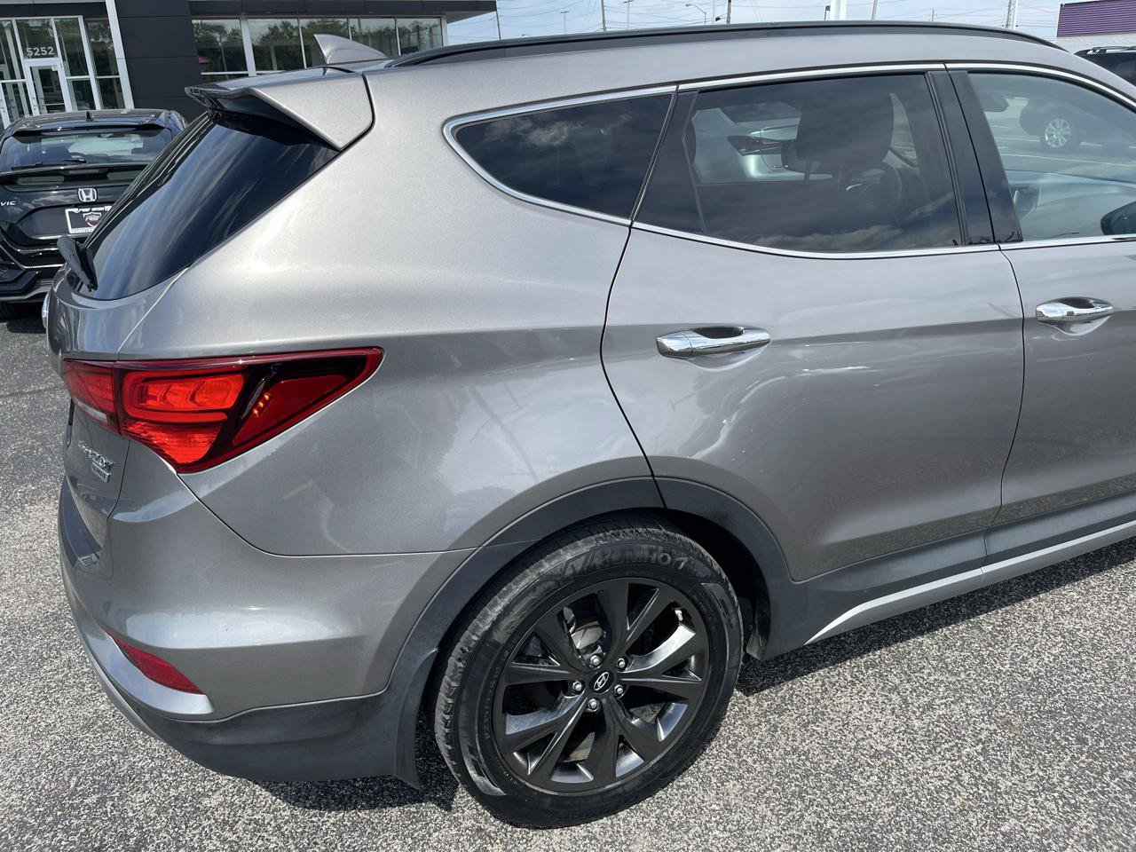 Used 2017 Hyundai Santa Fe Sport w/ 2.0T Ultimate Tech Package 05 FWD image 14