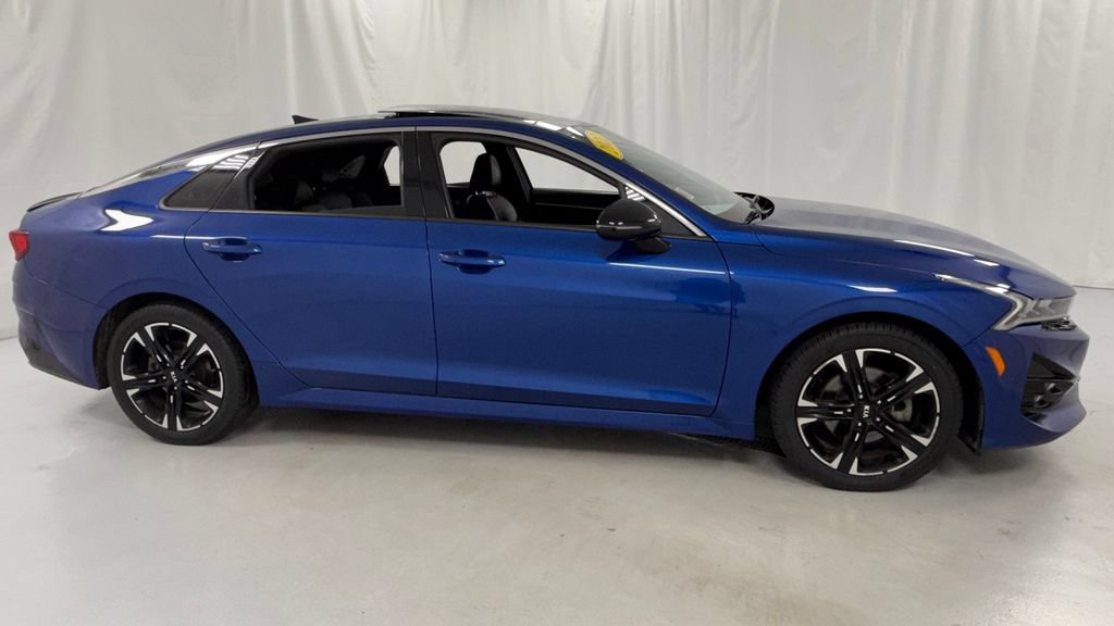 Used 2021 Kia K5 GT-Line AWD/4WD image 2