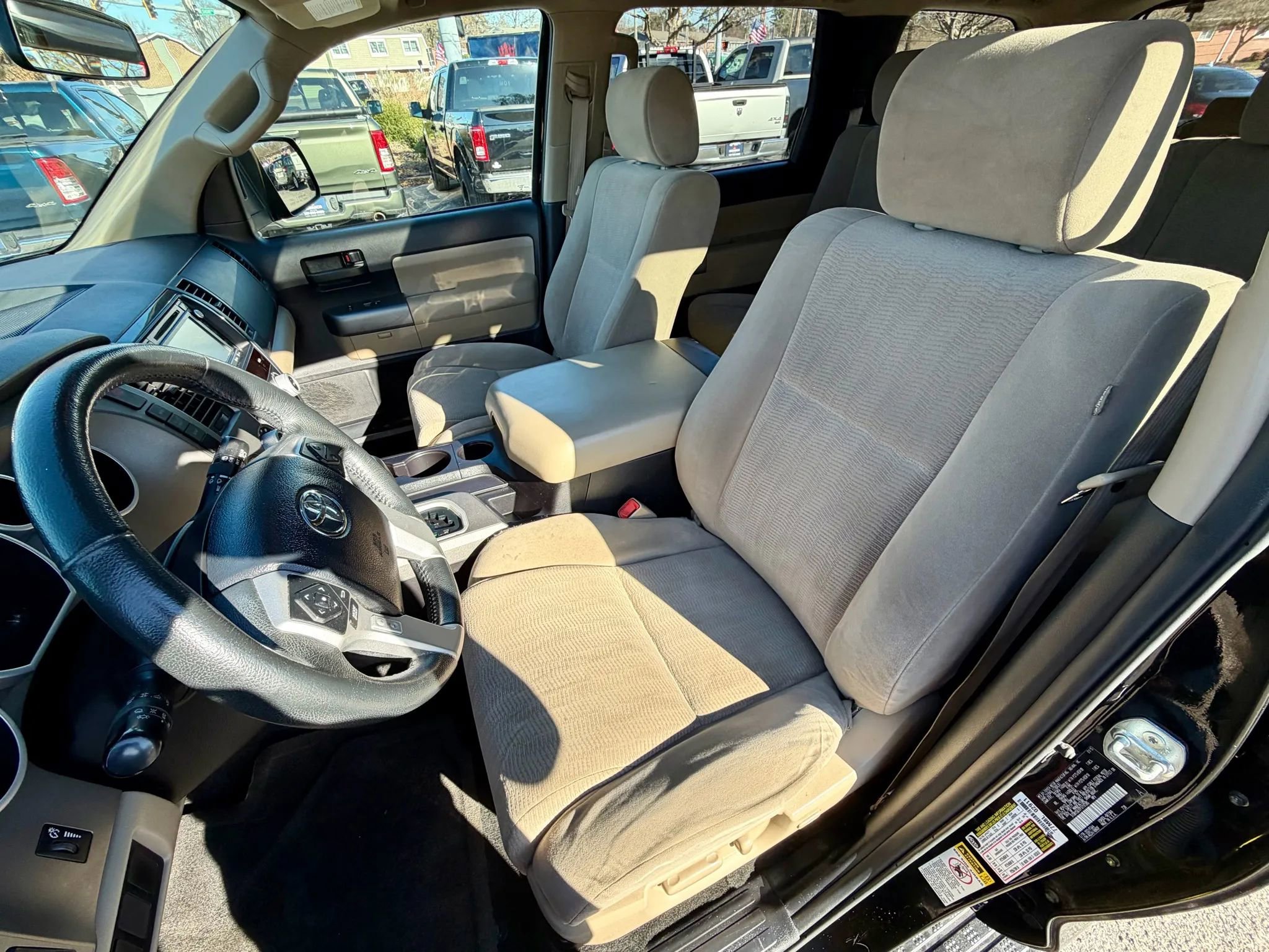 Used 2015 Toyota Sequoia SR5 image 8