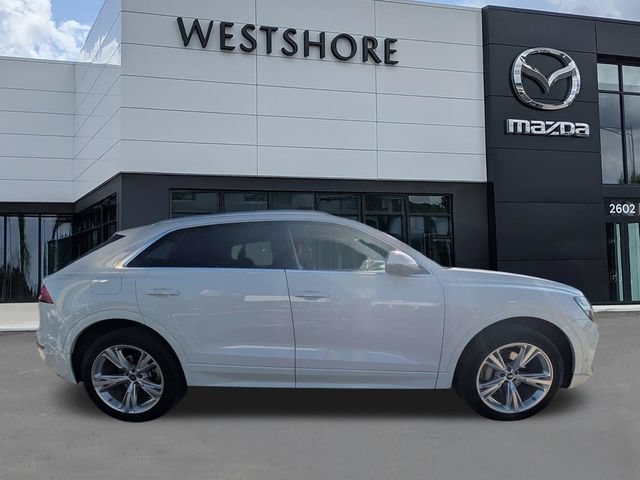 Used 2022 Audi Q8 Premium Plus AWD/4WD image 2