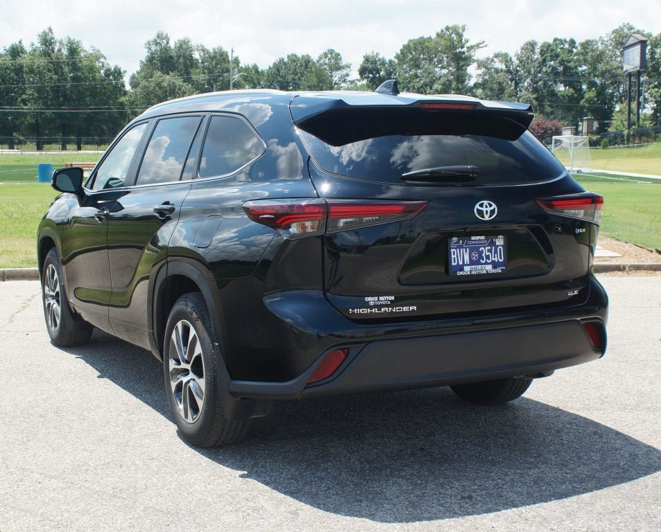 Certified 2026 Toyota Highlander XLE AWD/4WD image 17