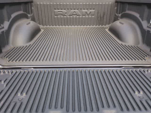 New 2025 RAM 1500 Laramie AWD/4WD image 34