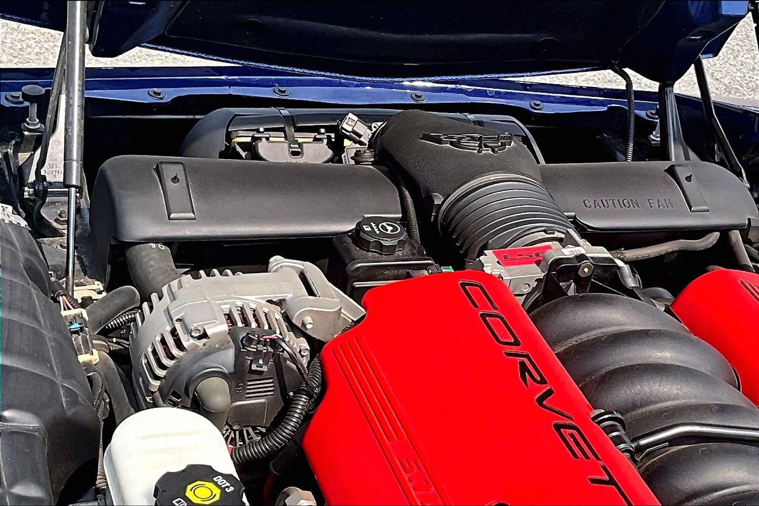 Used 2004 Chevrolet Corvette Z06 w/ Z06 Preferred Equipment Group RWD image 9
