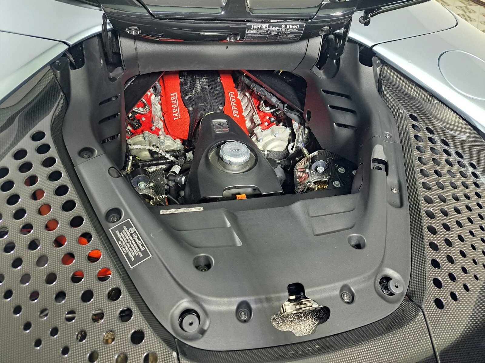 Certified 2024 Ferrari SF90 Spider image 9