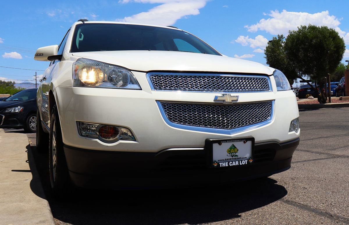 Used 2012 Chevrolet Traverse LT FWD image 18