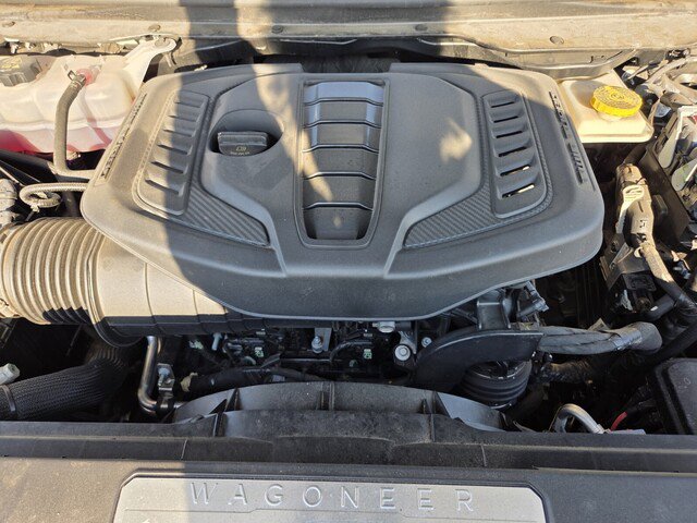 Used 2024 Jeep Wagoneer Series III AWD/4WD image 29