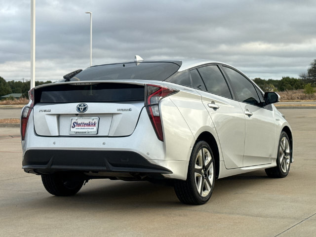 Used 2018 Toyota Prius Four Touring FWD image 6
