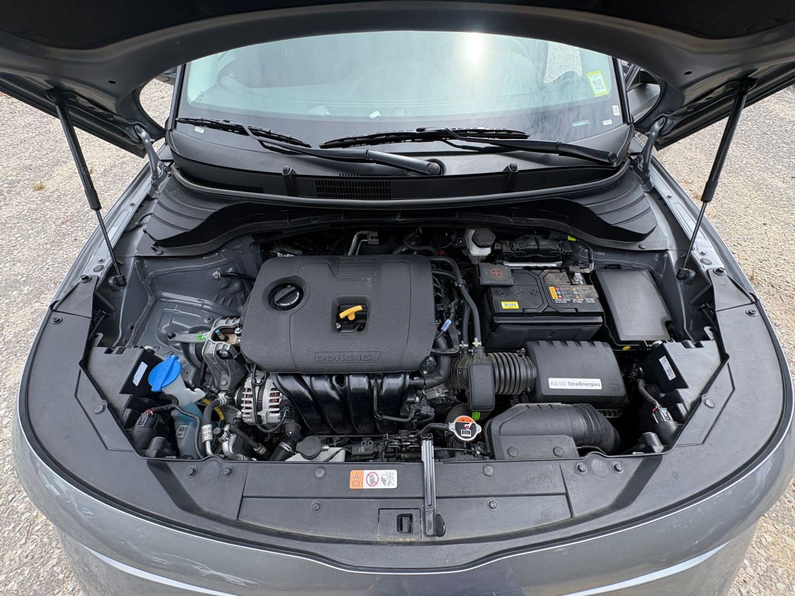 Used 2025 Kia Soul LX w/ LX Technology Package FWD image 30