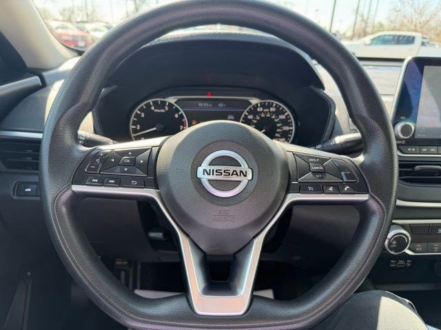 Used 2020 Nissan Altima 2.5 S FWD image 23
