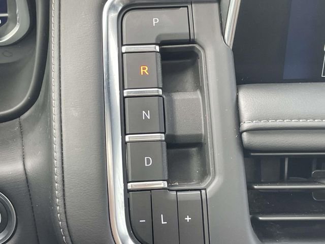 Used 2023 Chevrolet Tahoe LT w/ Luxury Package image 24