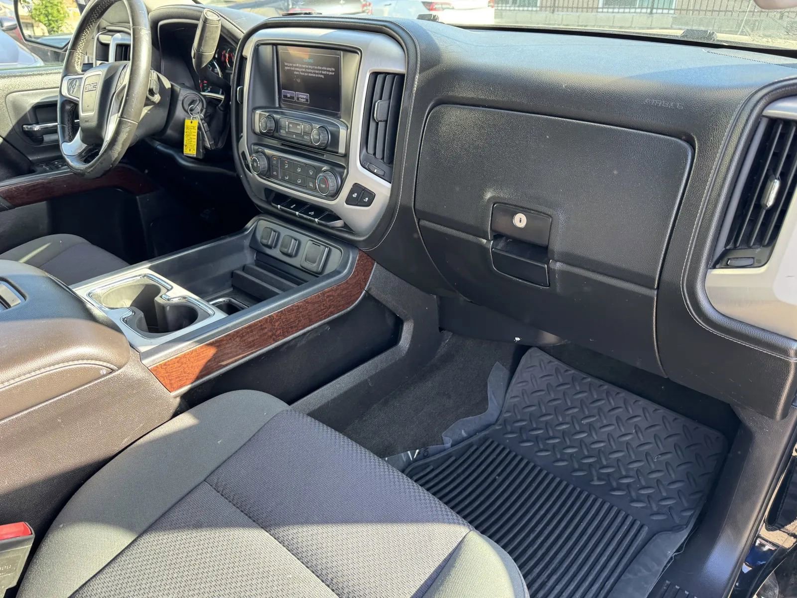 Used 2017 GMC Sierra 1500 SLE image 5