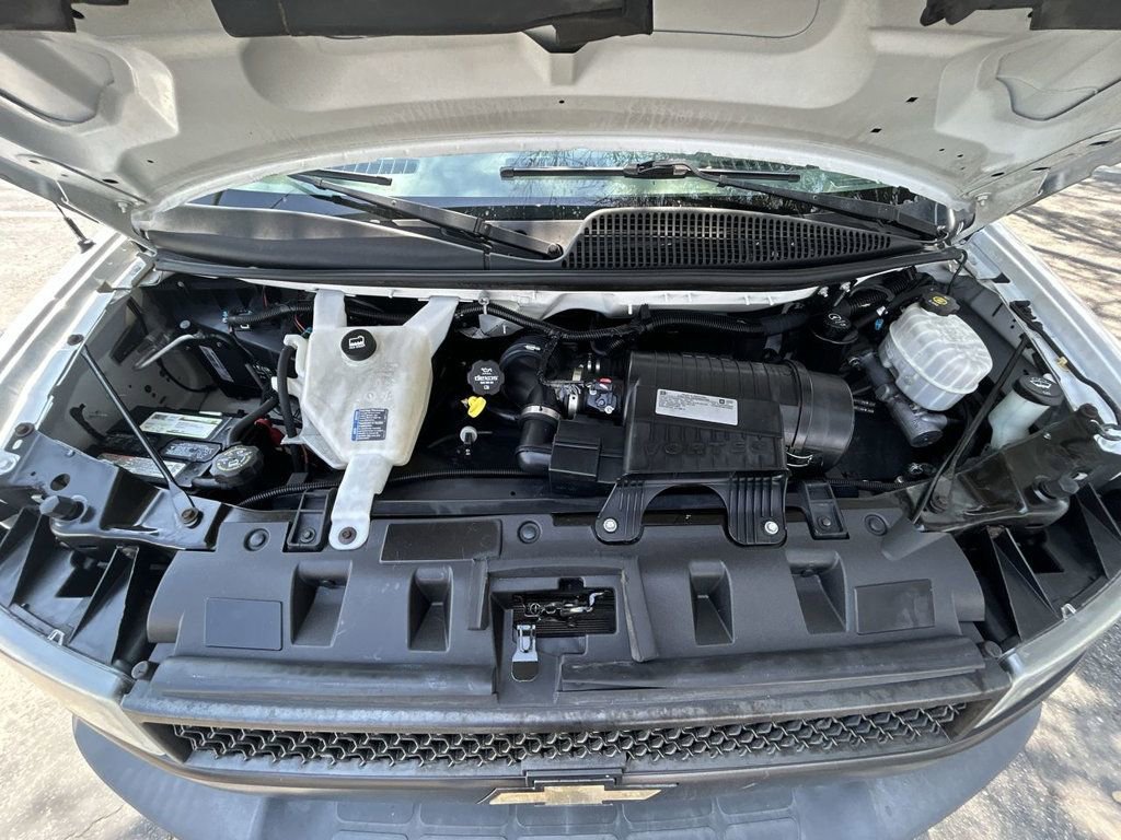 Used 2019 Chevrolet Express 2500 w/ Driver Convenience Package RWD image 11