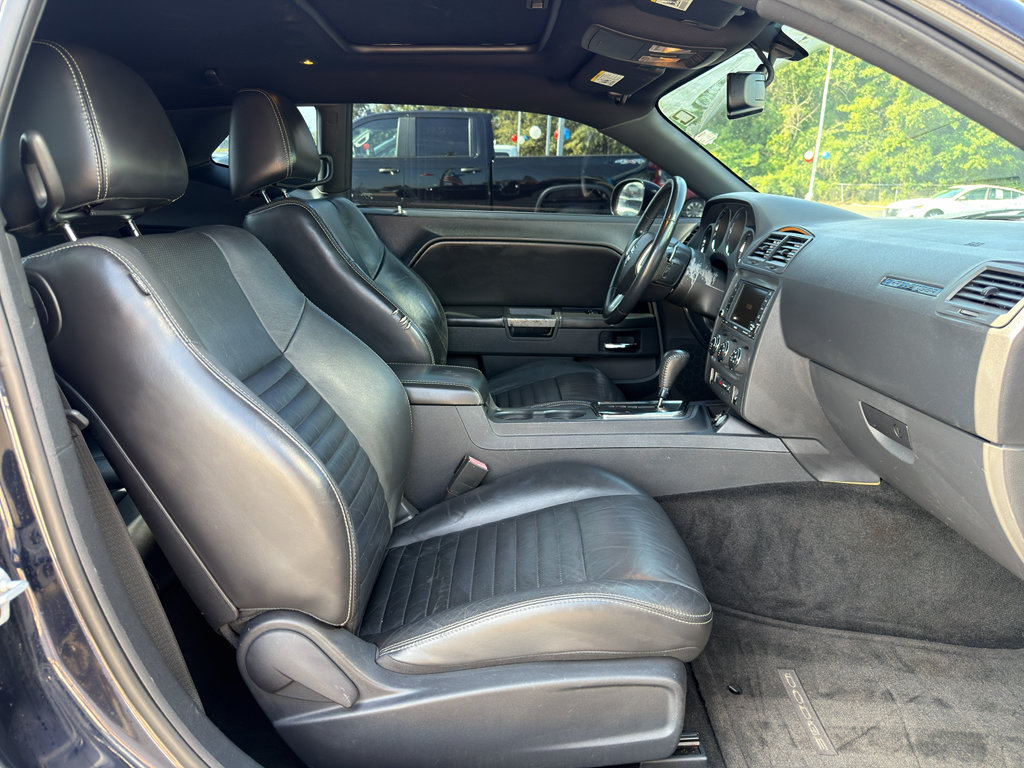 Used 2012 Dodge Challenger R/T RWD image 23