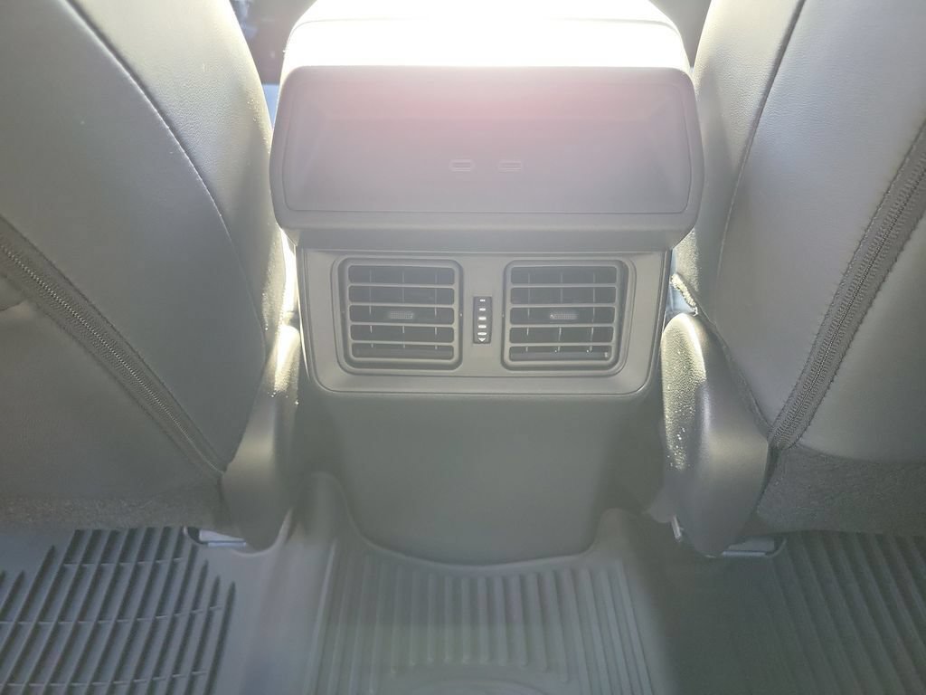 New 2026 Toyota RAV4 XSE AWD/4WD image 15