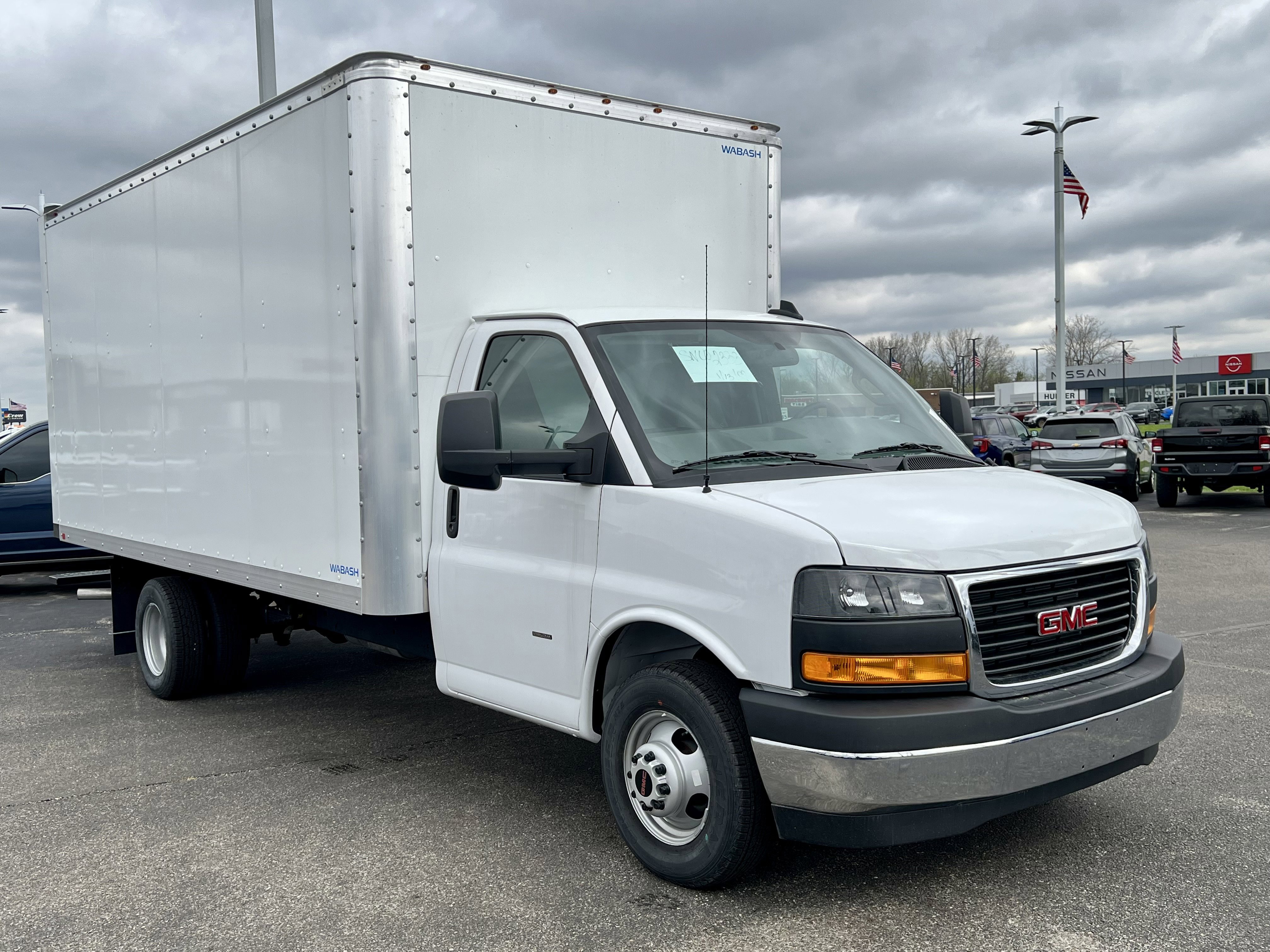 New 2025 GMC Savana 3500 Extended w/ Power Convenience Package