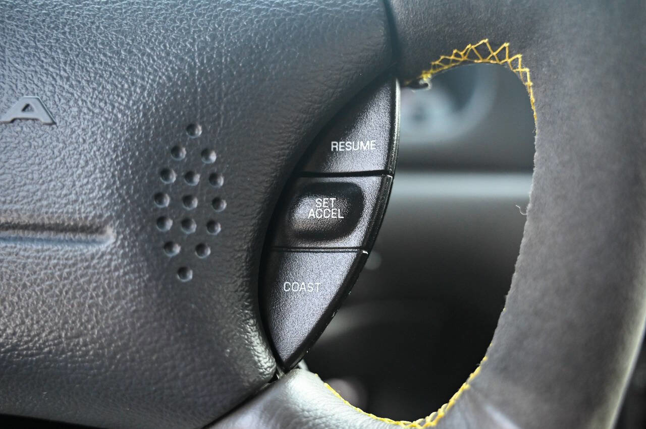 Used 2003 Ford Mustang Cobra RWD image 99