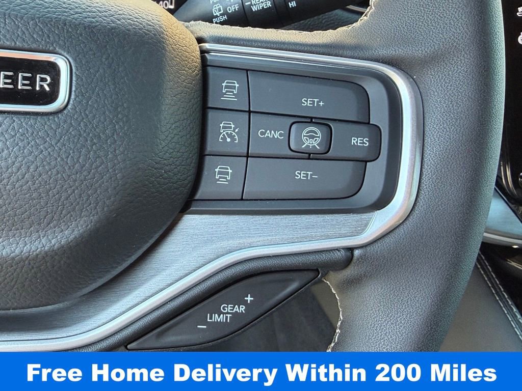 New 2026 Jeep Grand Wagoneer L 4WD image 17