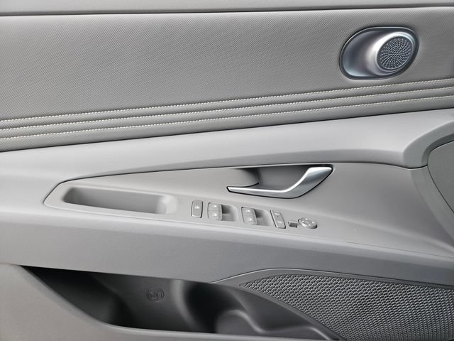 New 2026 Hyundai Elantra Sport FWD image 12