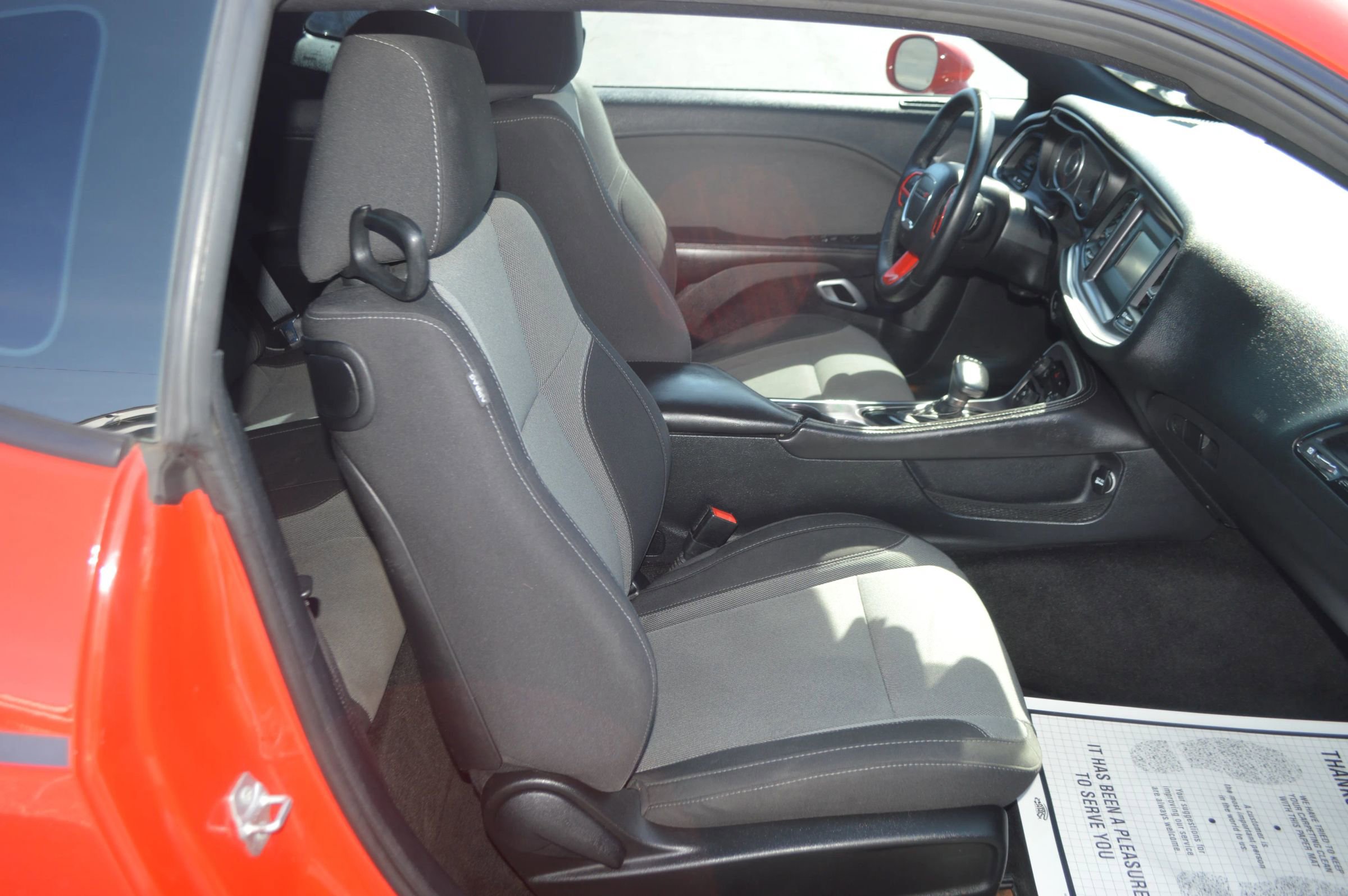 Used 2015 Dodge Challenger SXT w/ Driver Convenience Group image 21