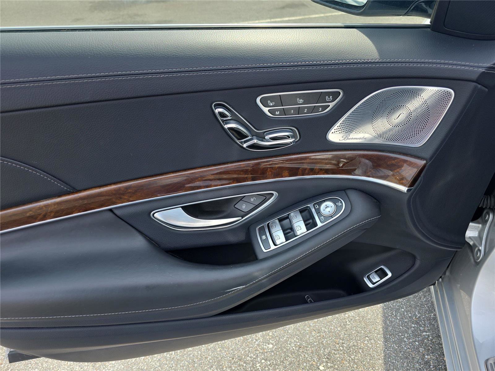 Used 2015 Mercedes-Benz S 550 4MATIC Sedan image 15
